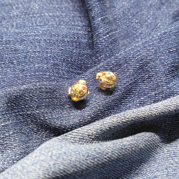 Kate Spade Nature Walk Ladybug Multicolor Stud Earrings in Gold - Picture 1 of 2